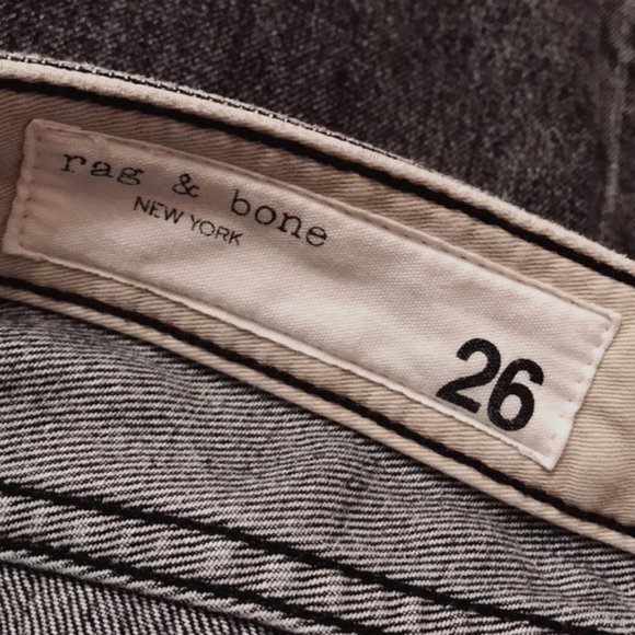 RAG & BONE Rosa Mid-Rise Denim Walking Shorts - Picture 7 of 10